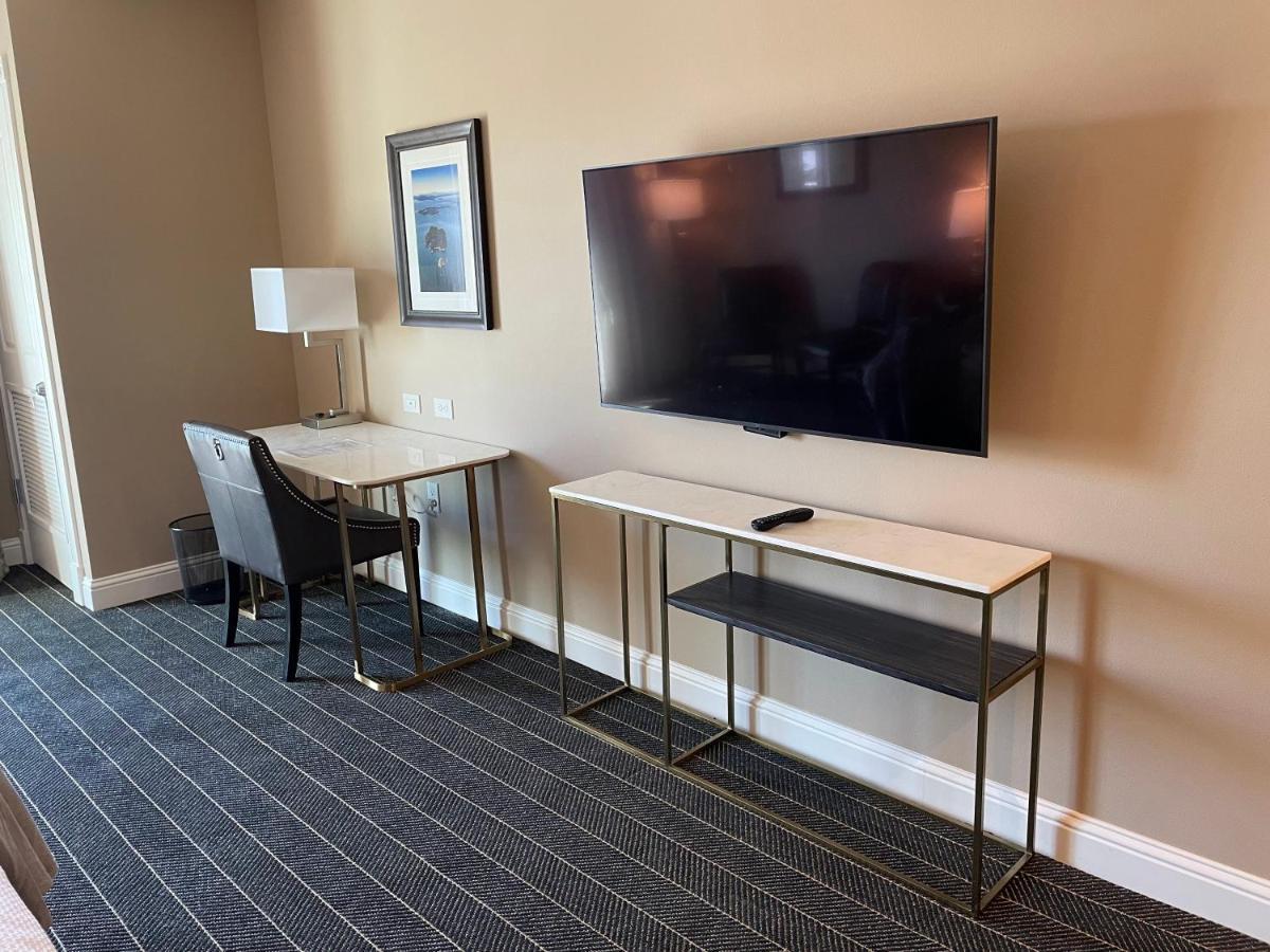 Majestic Inn And Spa Anacortes Bagian luar foto
