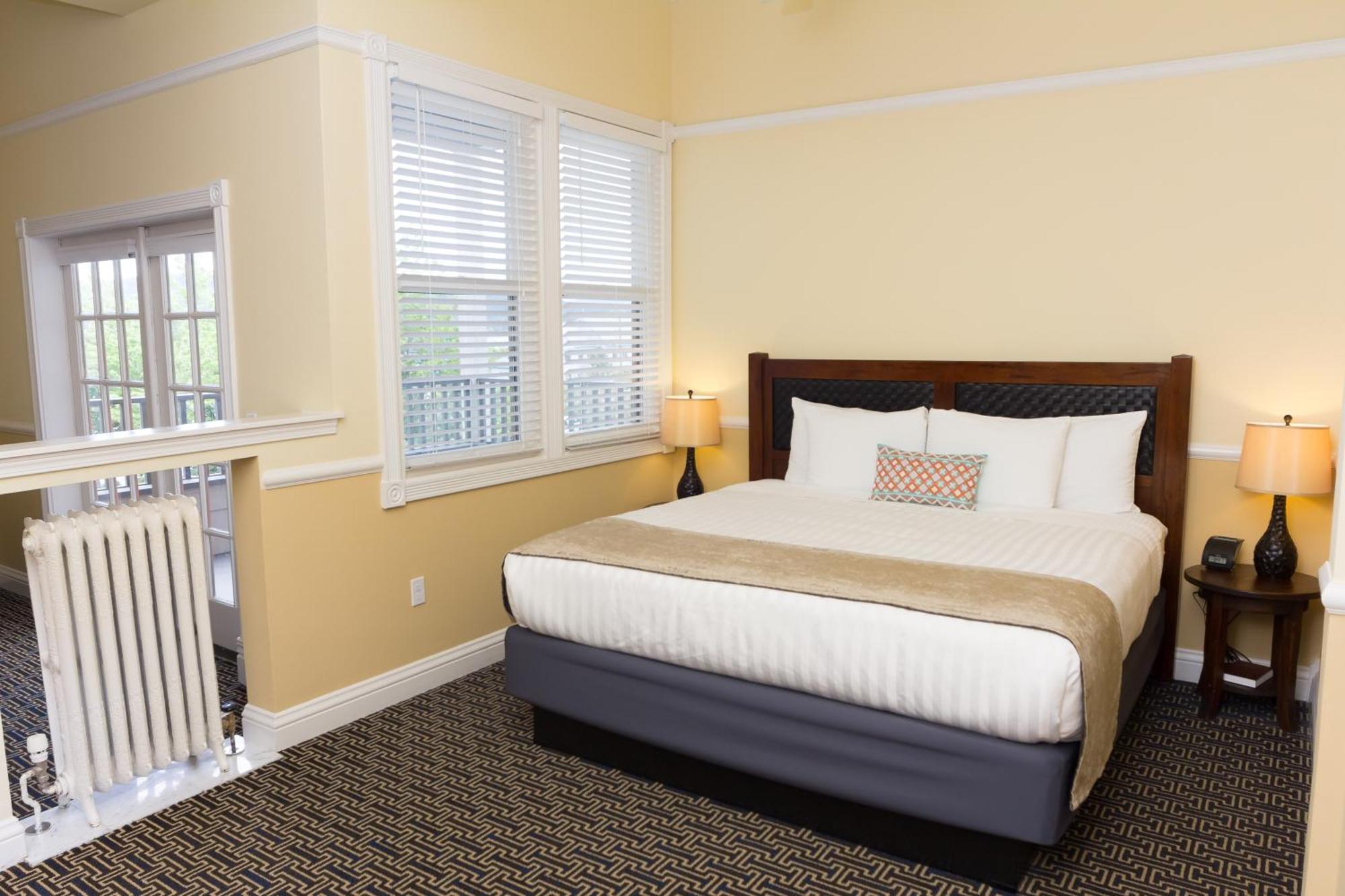 Majestic Inn And Spa Anacortes Bagian luar foto