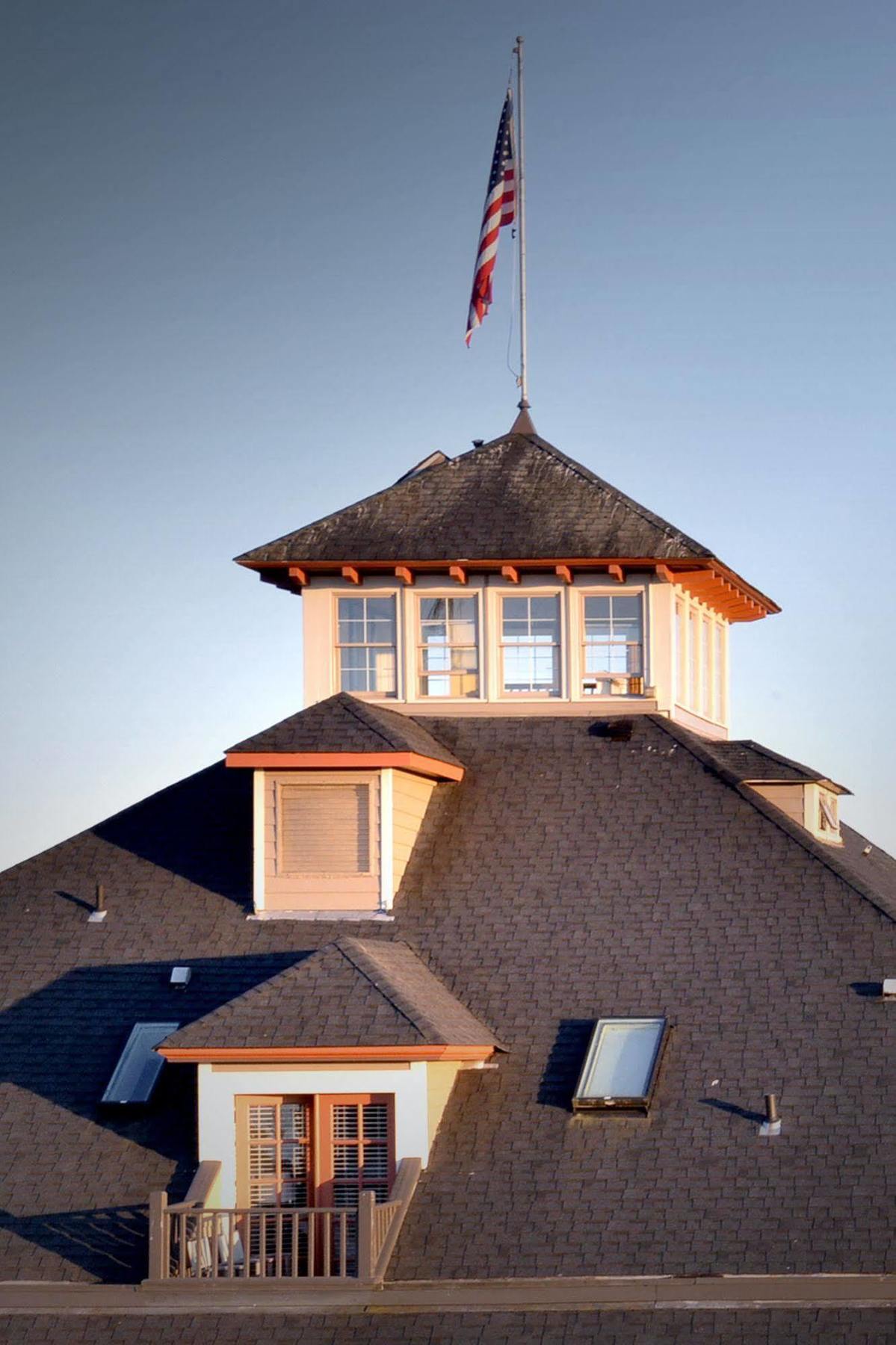 Majestic Inn And Spa Anacortes Bagian luar foto